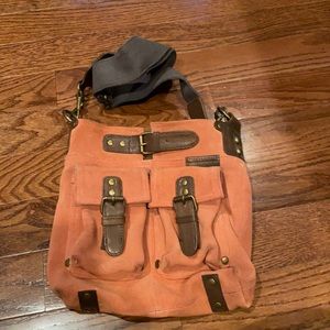 Suede crossbody bag with brown strap and color “canyon”